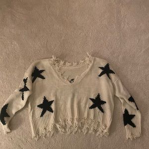 american threads cream and black star sweater size small